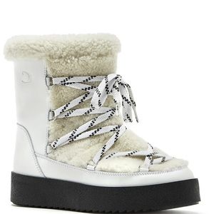 La Canadienne Eloise shearling boots NEW 41 - fits like a size 9